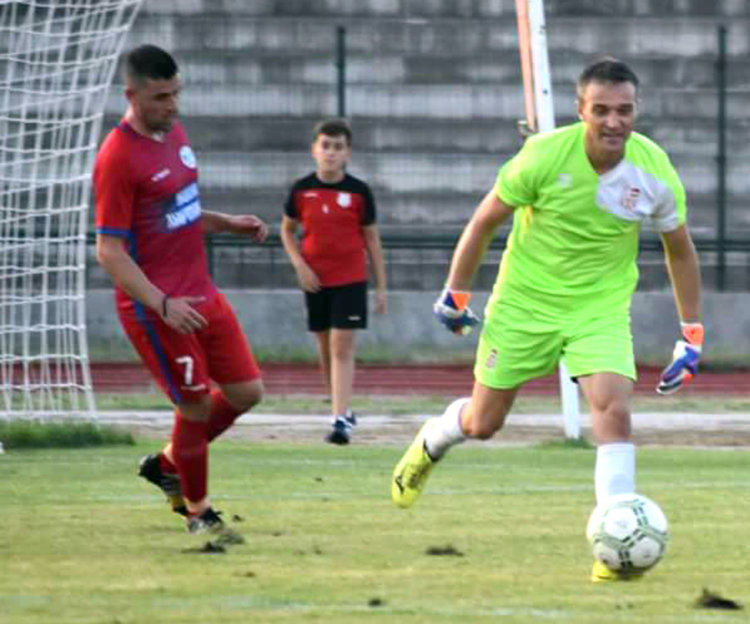 Футболистите на „АФК Хасково“ разгромиха „Раковски“ с 5:0