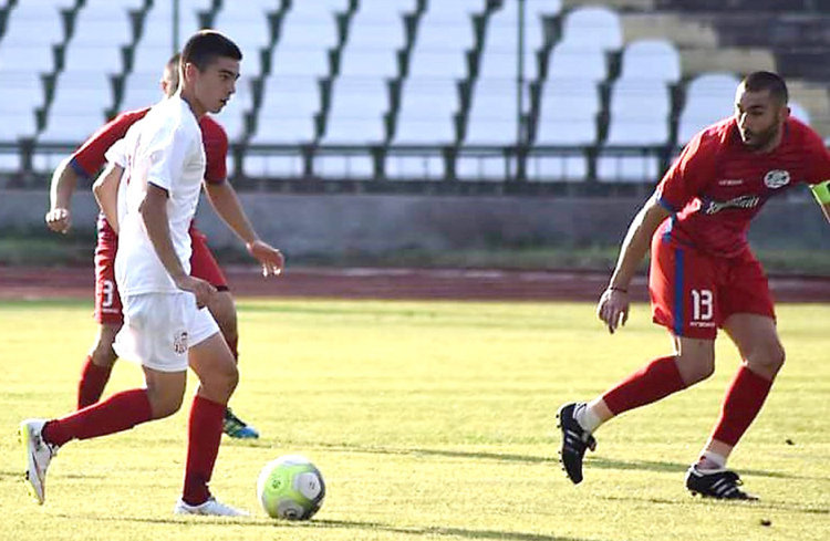 Футболистите на „АФК Хасково“ разгромиха „Раковски“ с 5:0