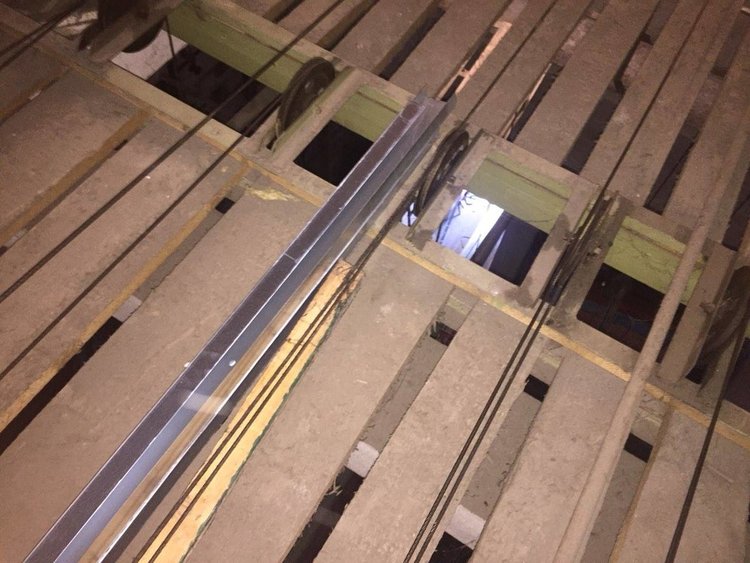 Покривът на читалището в Устово се сдоби с нова изолация