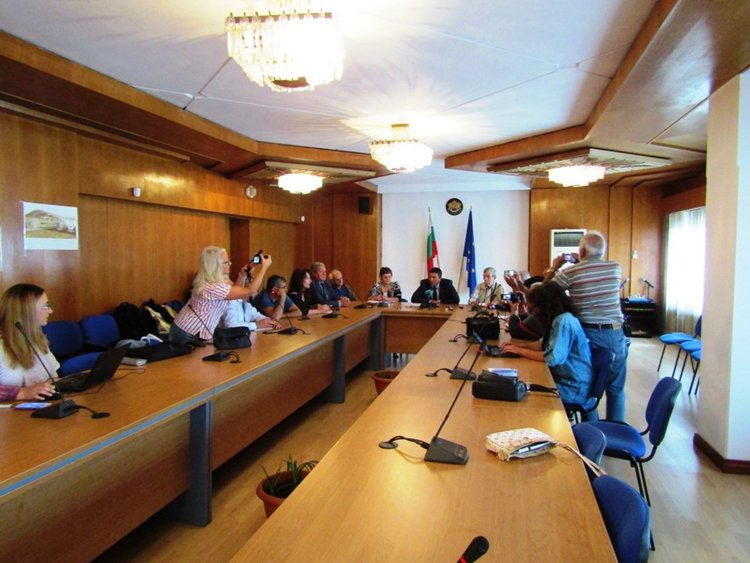 На 16 септември от 16 часа отварят частично главния път Смолян-Мадан