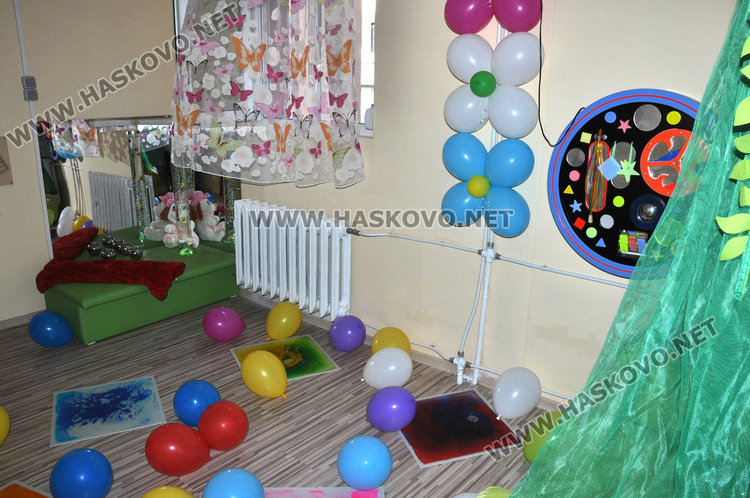 Откриха нова детска площадка и сензорна стая в дом „Марина“