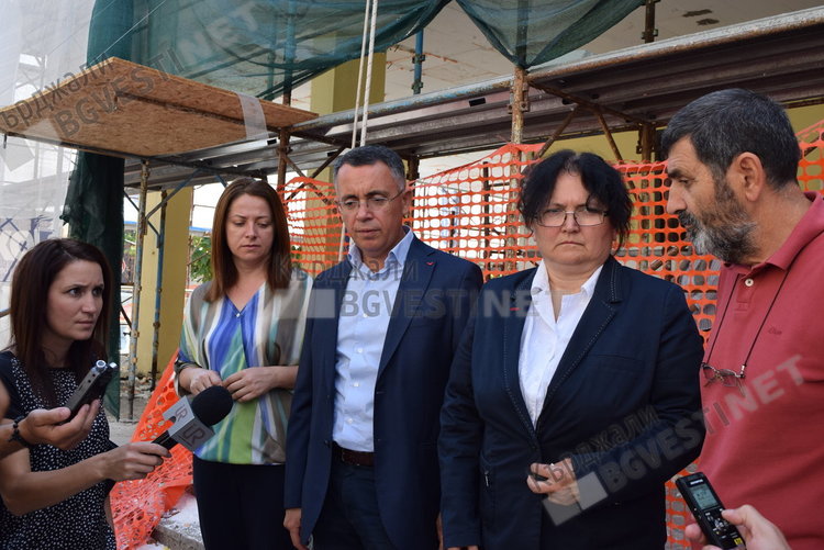 Безопасността на децата е основната причина за изнасяне на занятията от ремонтираните училища