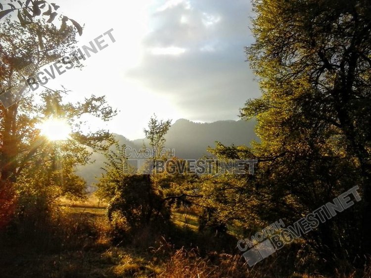 Петък: топло до 20 градуса, облаци и дъждец след обяд