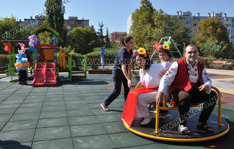 Откриха нова детска площадка и сензорна стая в дом „Марина“