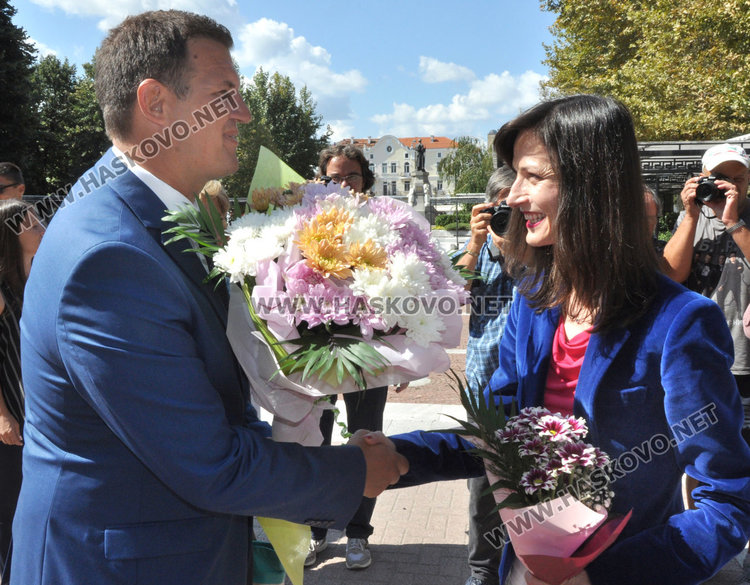 Мария Габриел: “Вале“ ще представи Хасково в Европейската седмица на програмирането