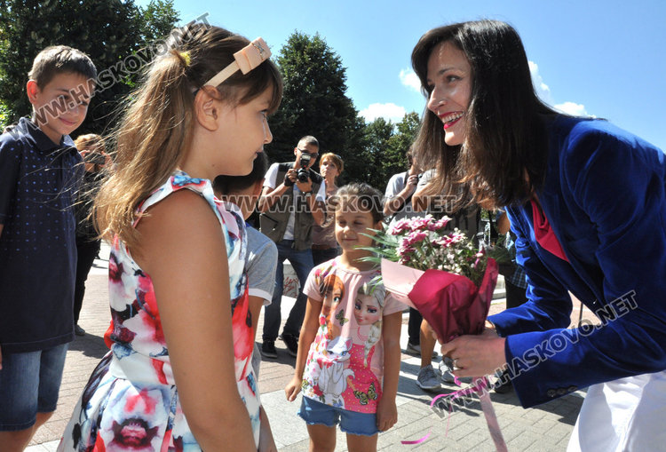 Мария Габриел: “Вале“ ще представи Хасково в Европейската седмица на програмирането