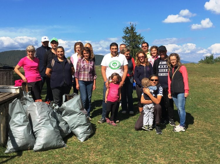 Над 3 500 доброволци, 70 фирми и 49 училища чистиха в Смолян и областта