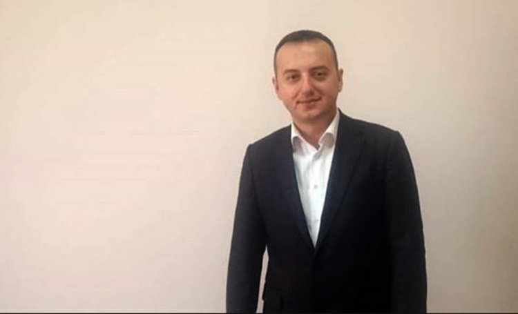 Кадер Озлем