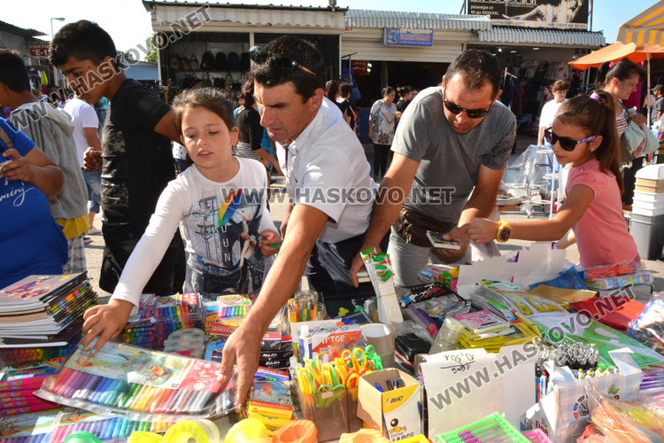 Повечето хасковлии  с бюджет над 200 лв. за  първия учебен ден 