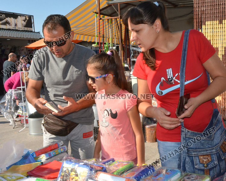 Повечето хасковлии  с бюджет над 200 лв. за  първия учебен ден 