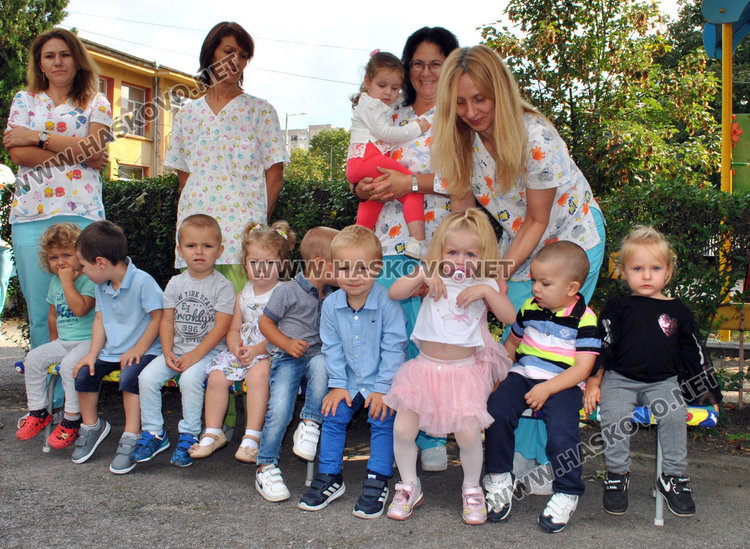 Обновената детска градина „Ежко Бежко“ посрещна 140 малчугани