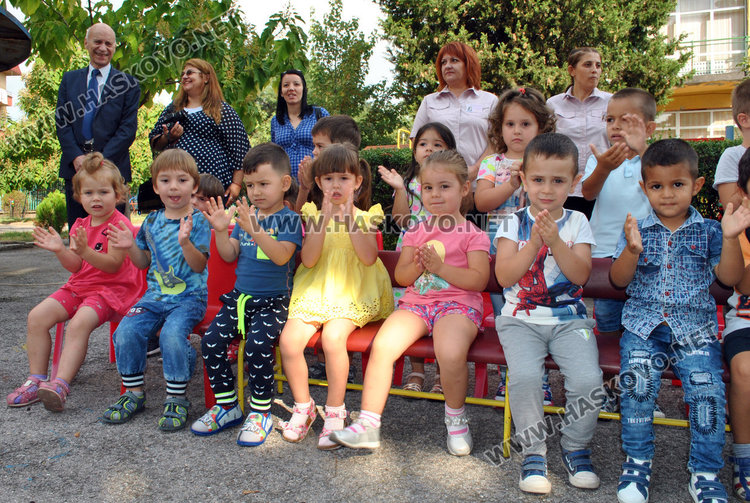 Обновената детска градина „Ежко Бежко“ посрещна 140 малчугани