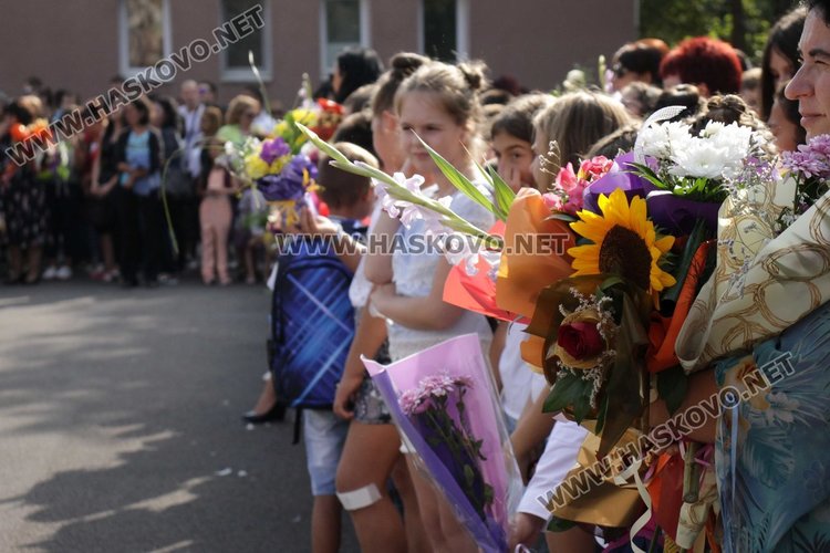 Първият звънец удари в СУ "Любен Каравелов"
