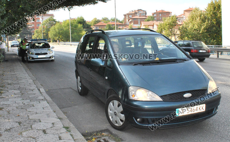 КАТ погна шофьорите за говорене по телефона, глобата 50 лева