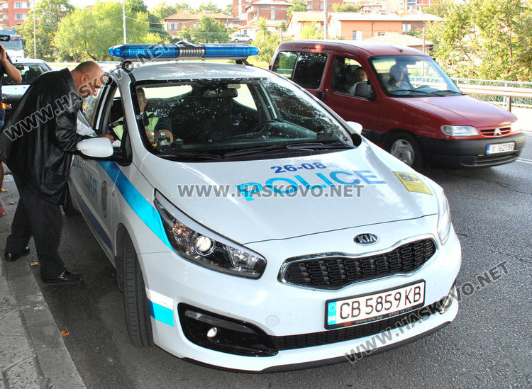 Хасковлията Минчо Костов отнесе фиш за шофиране без светлини 