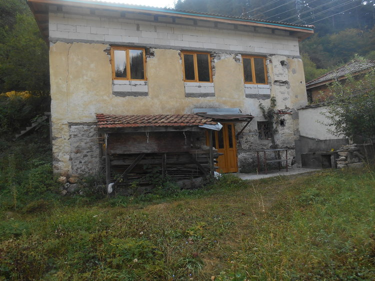 Църква и джамия получиха дарения от по 3 хиляди лева