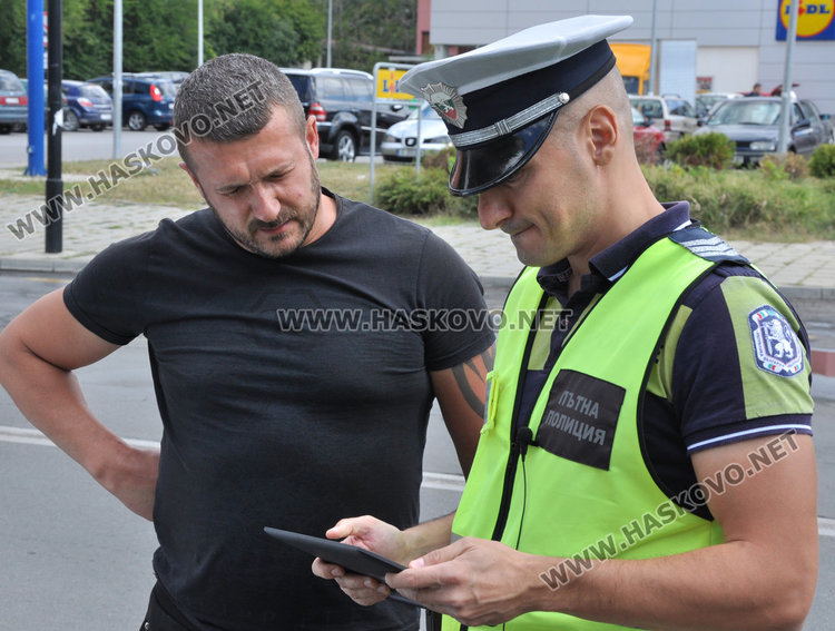 Двама от трима в нарушение в акция на КАТ за пътна безопасност