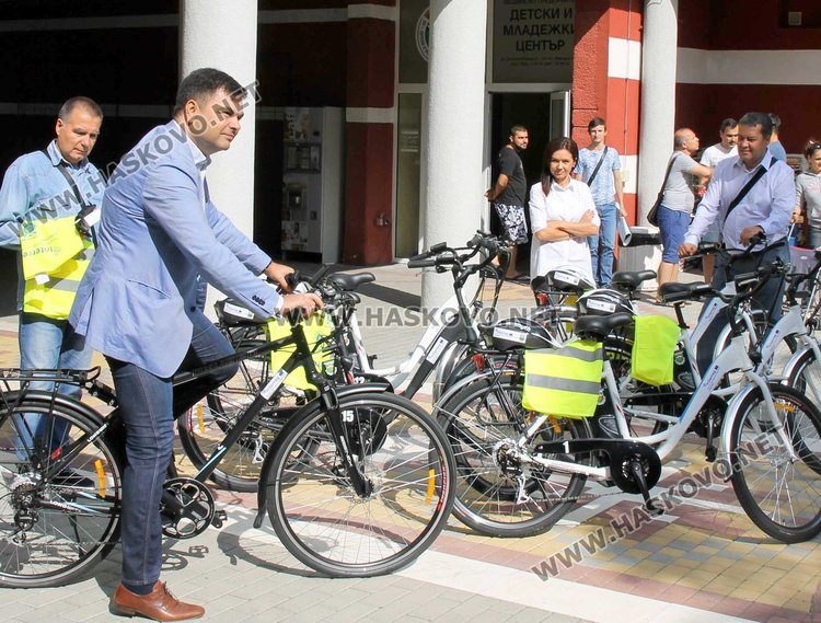 Срещу лична карта - безплатен електрически велосипед за час и половина в Димитровград