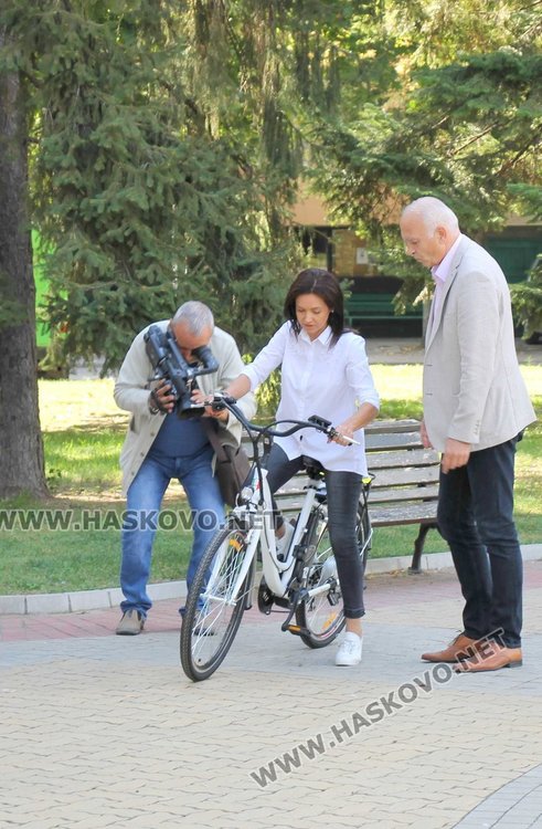 Срещу лична карта - безплатен електрически велосипед за час и половина в Димитровград