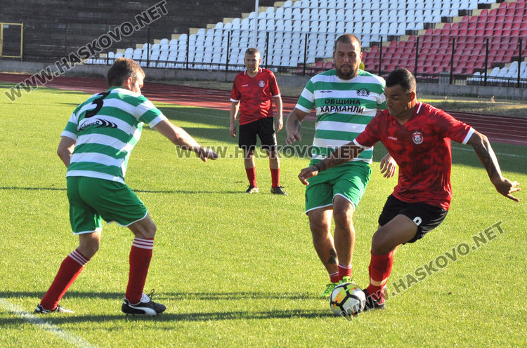 Ветераните на Хасково разгромиха “Хеброс“ на Ямача