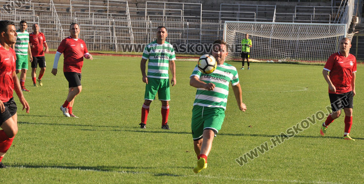 Ветераните на Хасково разгромиха “Хеброс“ на Ямача