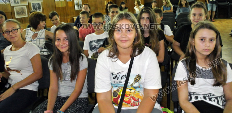 Младежи от Хасково са вдъхновени от постиженията на 8 хасковци, живели преди век