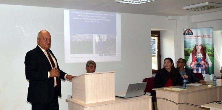 Проф. д-р Игнат Игнатов: Никъде по света няма да срещнете дебел и злобен столетник