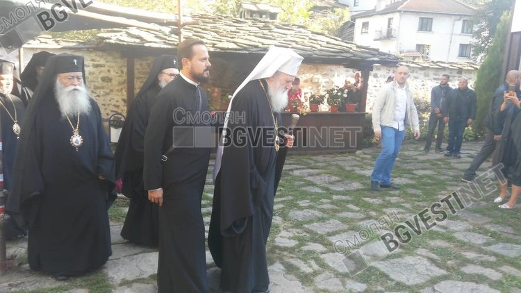 Патриарх Неофит към широколъчани: Да са щастливи, че имат молитвеник за тяхното село – Екзарх Стефан