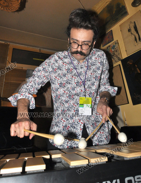 Междусъседско трио откри 22-то издание на Хасково джаз