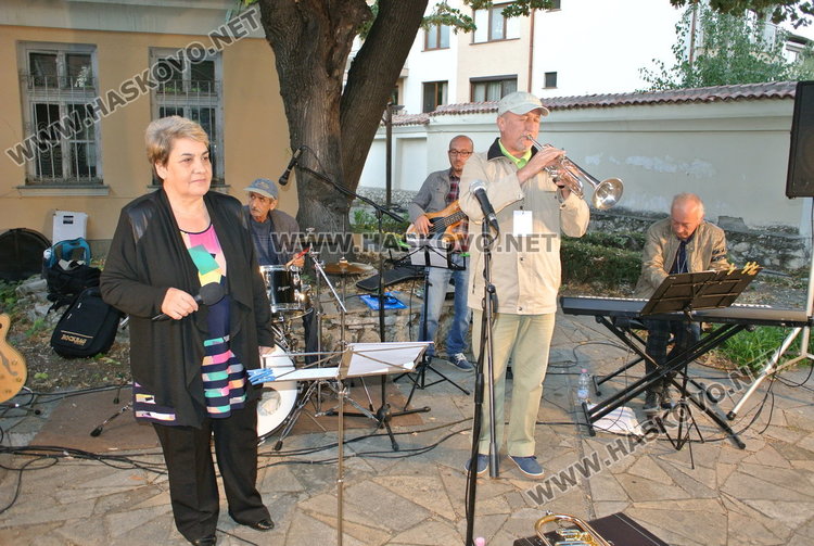 Виртуозът на тромпета Венцислав Благоев на Хасково джаз