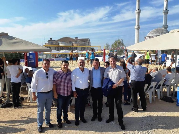 Делегацияот ДПС гостува на Балканския панаир в Бурса