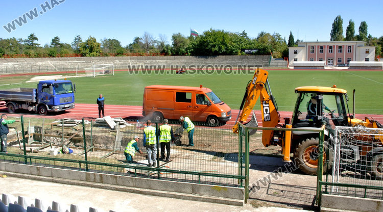 Стадион Хасково с пет нови лекоатлетически сектора