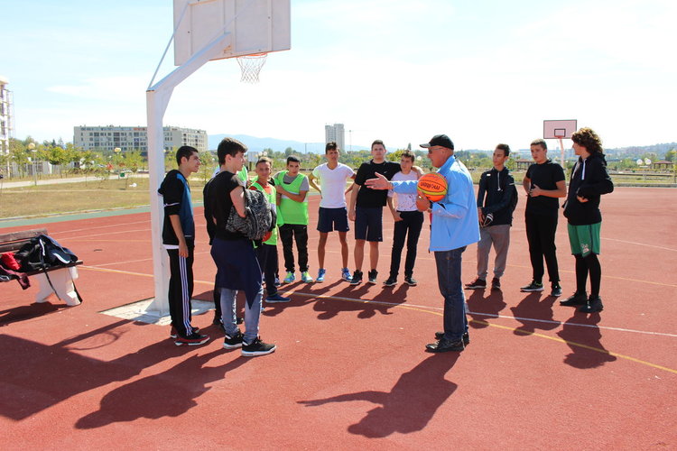 120 младежи се включиха в спортен полуден в Кърджали по призива на „Омега”