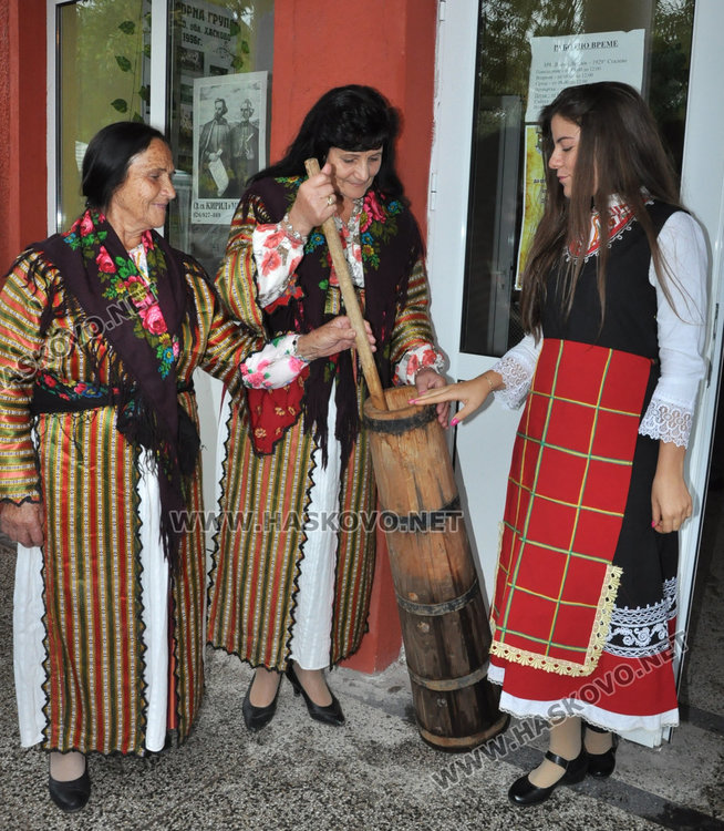 120 майстори готвачи показват гозбите на баба