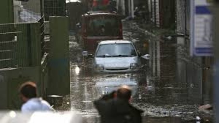 Турция се подготвя за бурята "Зорба"