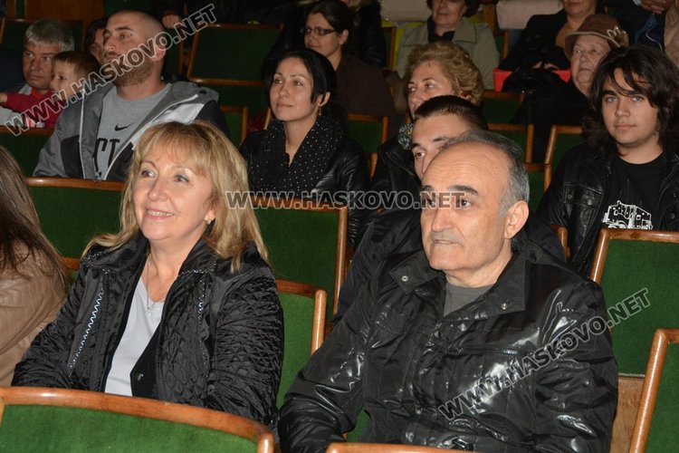 Три оркестъра и двама виртуози на бис в читалище „Заря“