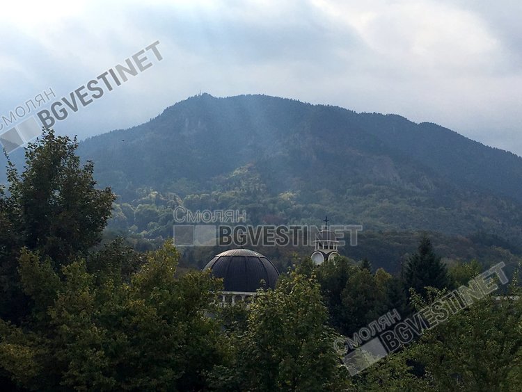 Сряда: остава топло, но с повече облаци и кратки превалявания