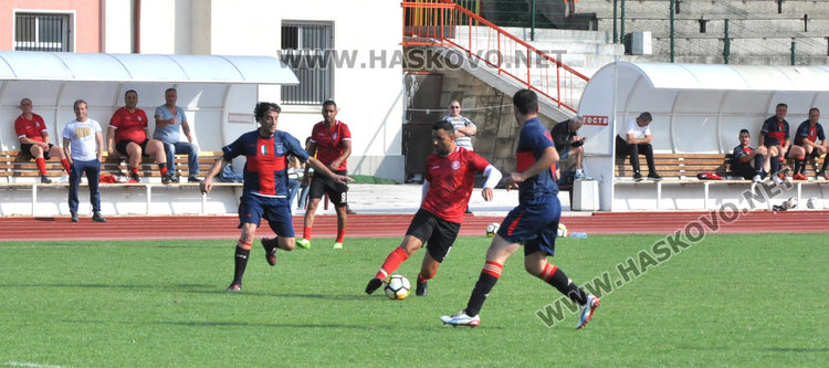 ФК „Хасково 1957“ областен шампион при ветераните, Бабангида с хеттрик