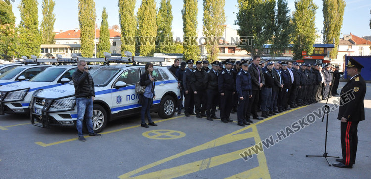 Полицията и Жандармерията в Хасково получиха 53 нови коли