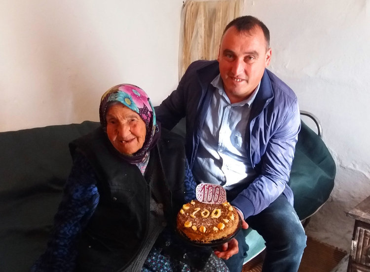 Баба Джемиле от Башево отбеляза сто години от рождението си