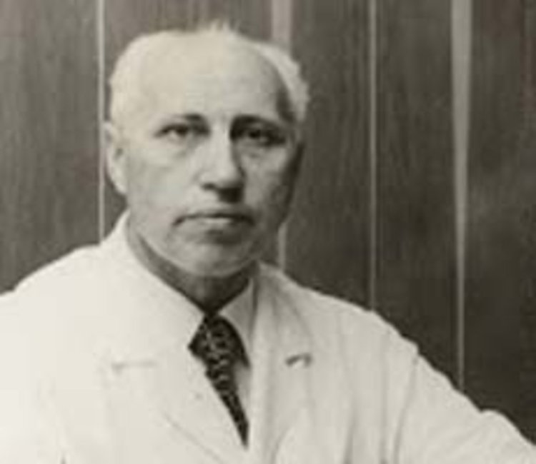 Д-р Атанас Дафовски