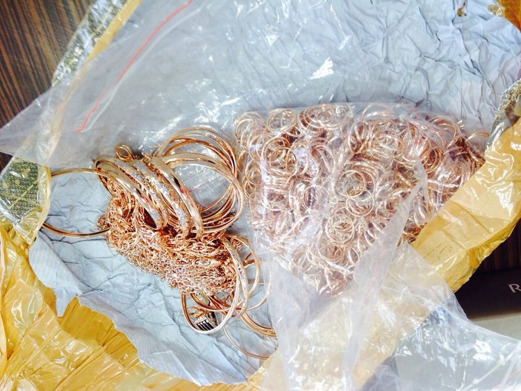 14-каратови контрабандни бижута конфискувани на границата с Турция