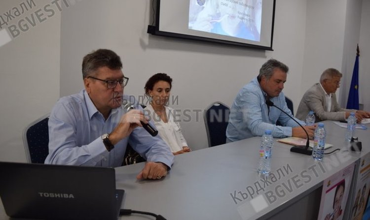 Имаме Национална програма за профилактика на оралните заболявания за децата без аналог в ЕС, представят я в Кърджали
