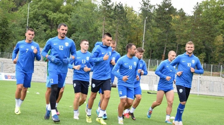 Първа тренировка за седмицата, след домакинския мач с Лудогорец 2, направиха  футболистите на АРДА.