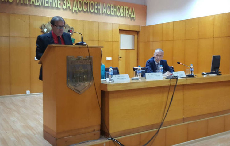 Министър Вълчев в Асеновград: Без добро взаимодействие между държава и местна власт няма да се постигне целта на Механизма за обхват на учениците