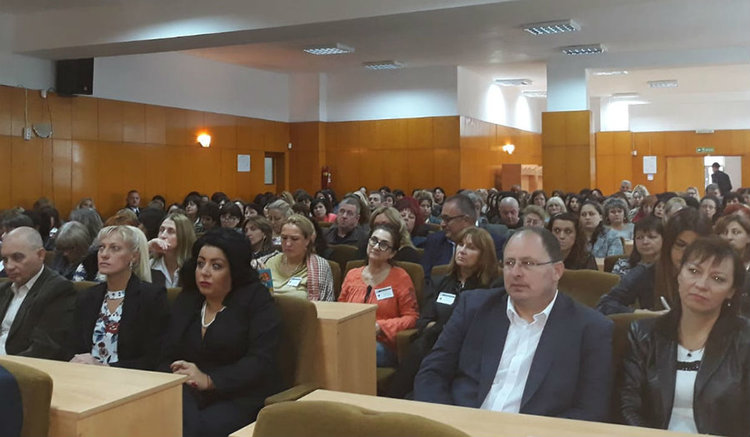 Министър Вълчев в Асеновград: Без добро взаимодействие между държава и местна власт няма да се постигне целта на Механизма за обхват на учениците