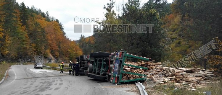Катастрофата с ТИР-а край Соколовци станала заради несъобразена скорост на 70 годишния водач
