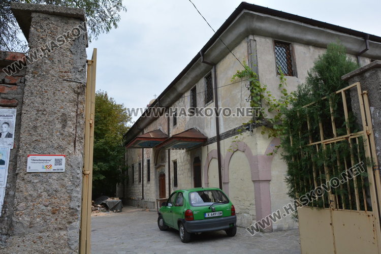 Църквата „Св.Богородица“ чака съгласуване за ремонта, като паметник на културата