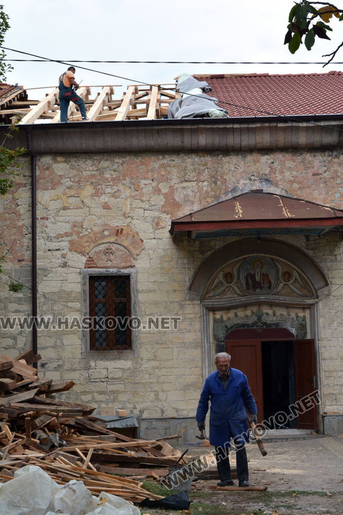 Църквата „Св.Богородица“ чака съгласуване за ремонта, като паметник на културата