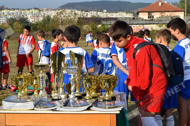 Двеста златни медала за децата на Кърджали, футболна фиеста на стадион „Горубсо”